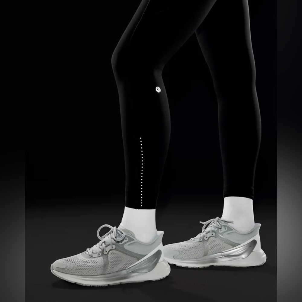 Lululemon Fast and Free Reflective High-Rise Tight 24" Asia Fit - Picture 5 of 5